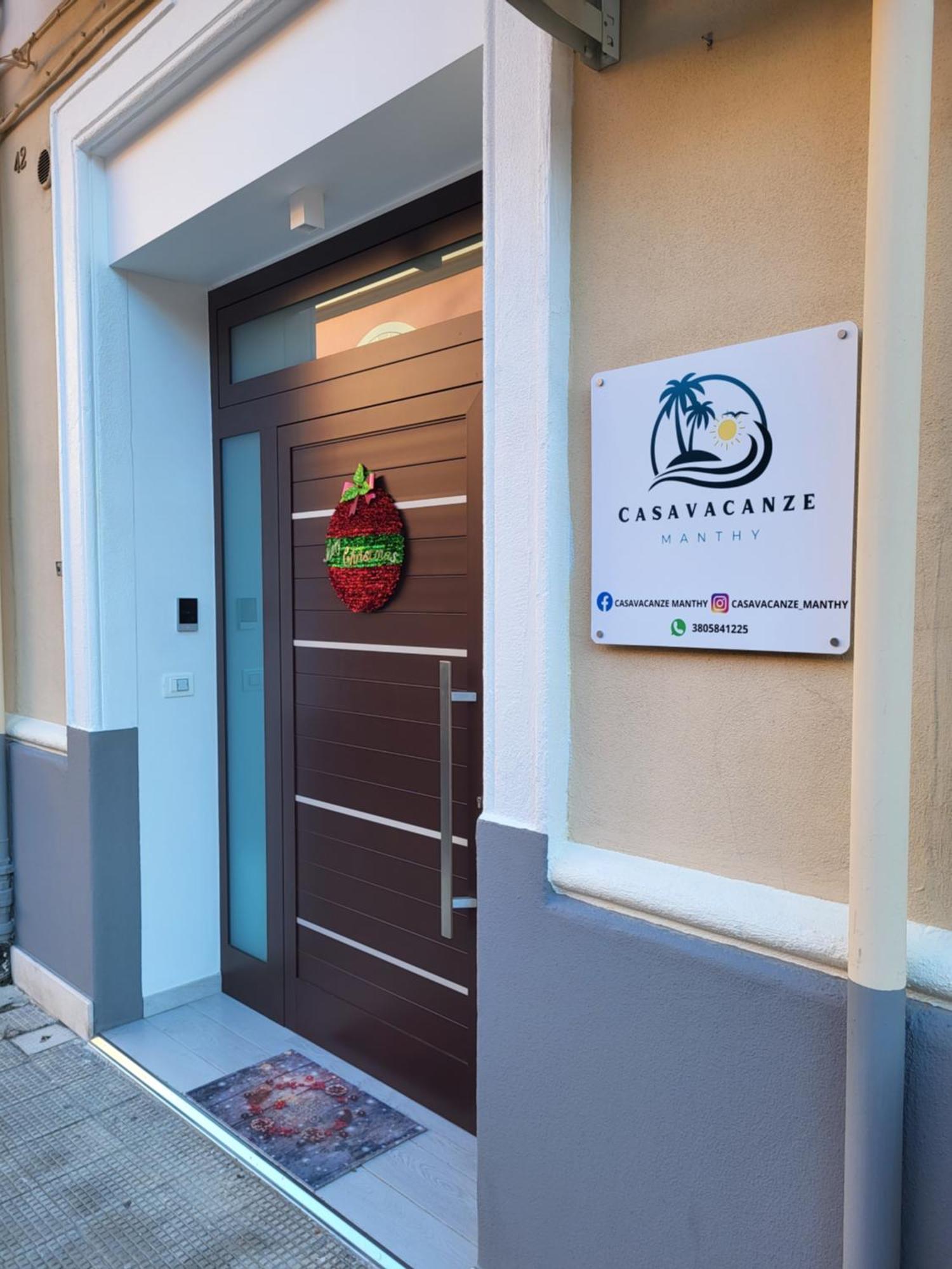 Casa Vacanze Manthy Posizione Centrale בארי מראה חיצוני תמונה