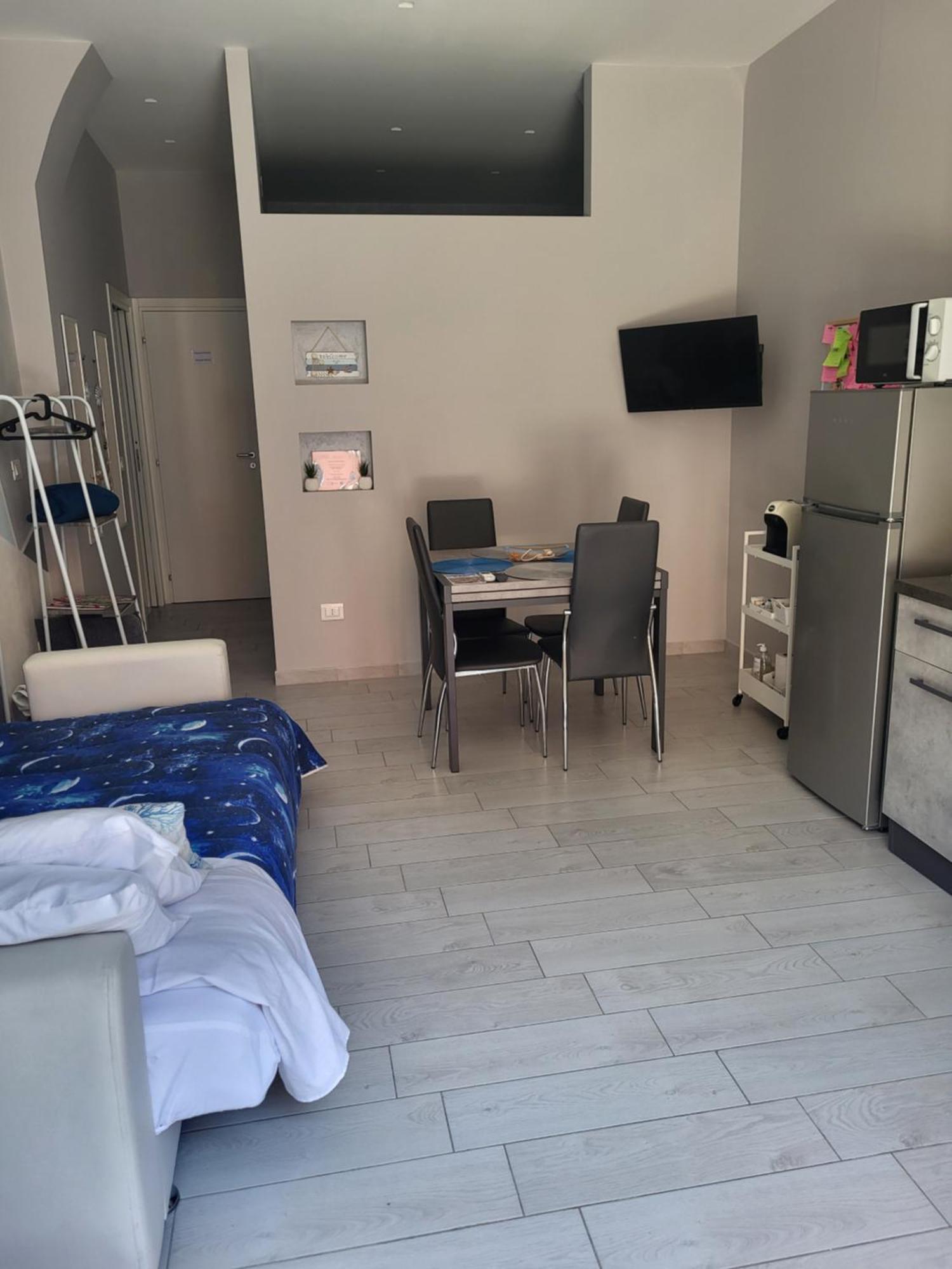 Casa Vacanze Manthy Posizione Centrale בארי מראה חיצוני תמונה